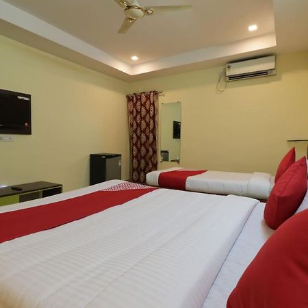 Oyo 29259 Hotel Rama Royal เนลลอร์ ภายนอก รูปภาพ